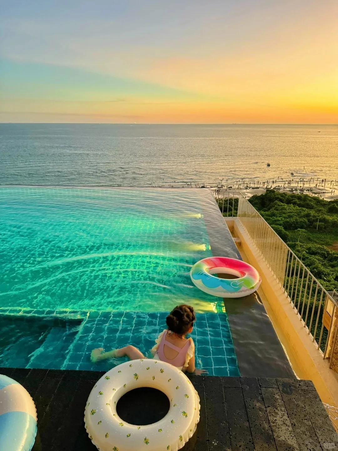 不在巴厘岛在涠洲岛，这个民宿后劲儿太大了