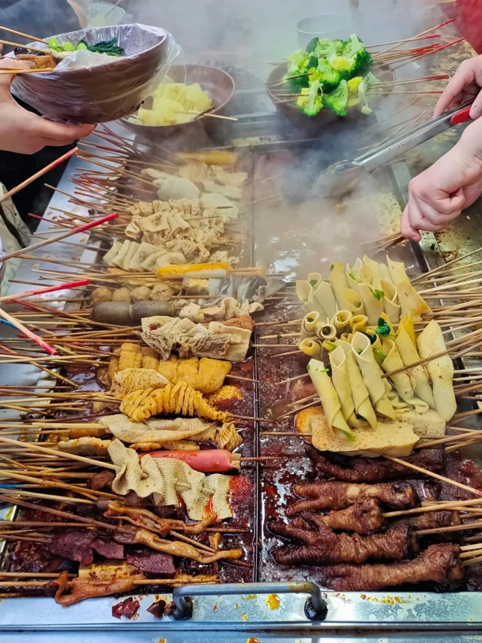 标题：本地人带路!响堂山石窟必玩景点保姆