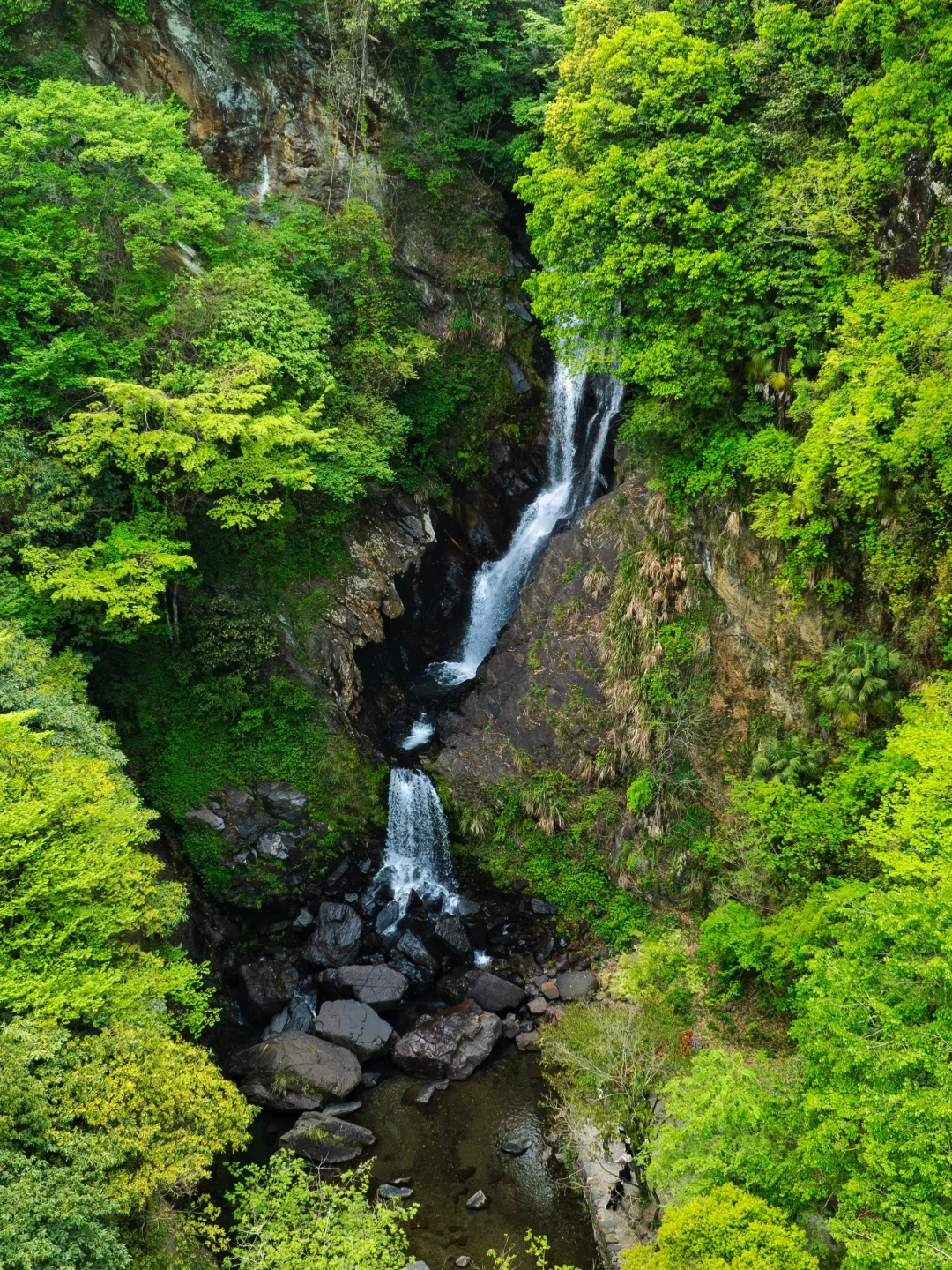 岳飞真的没骗我｜这里的湖上天路美爆了