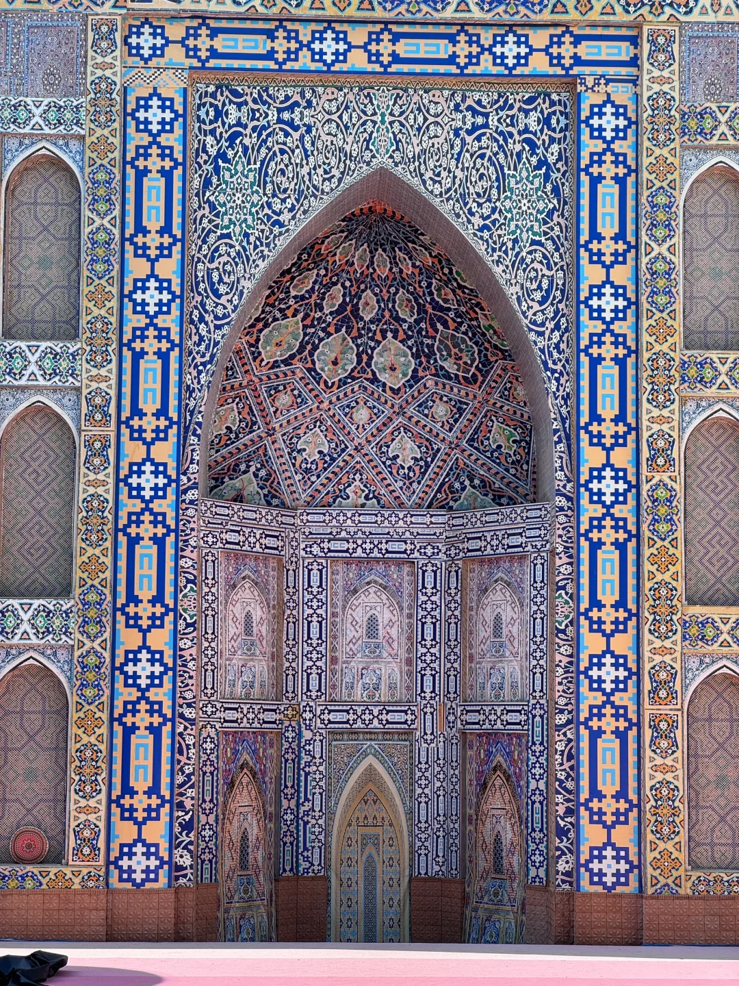 乌鲁木齐｜一日 City Walk 拍照打卡攻略