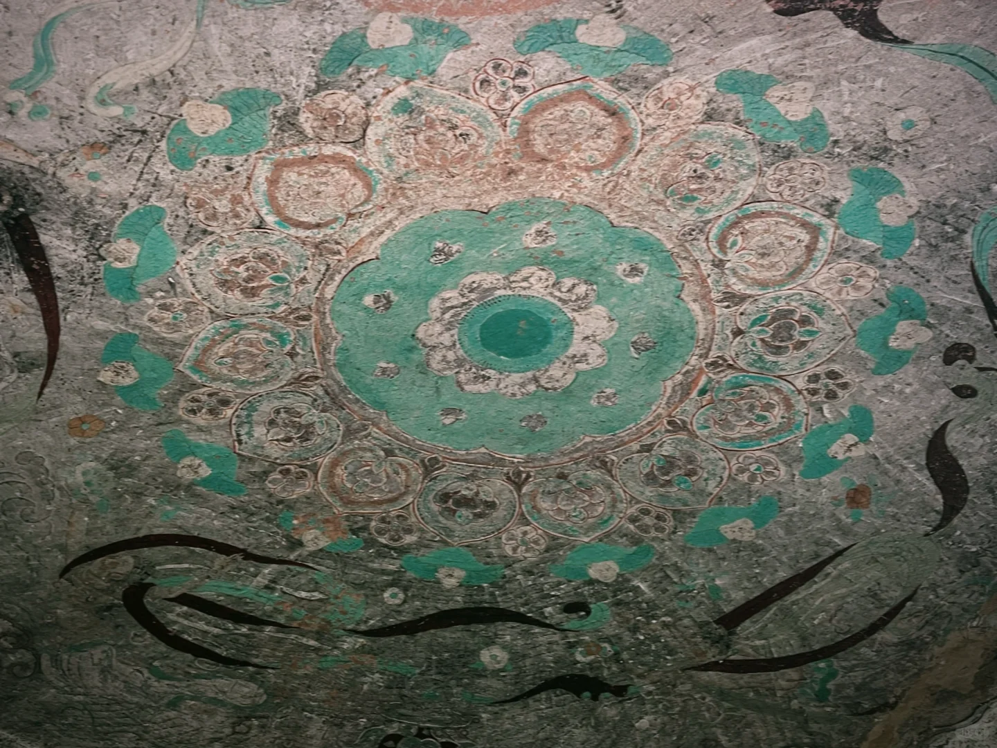 一组个人喜欢的的石窟寺藻井