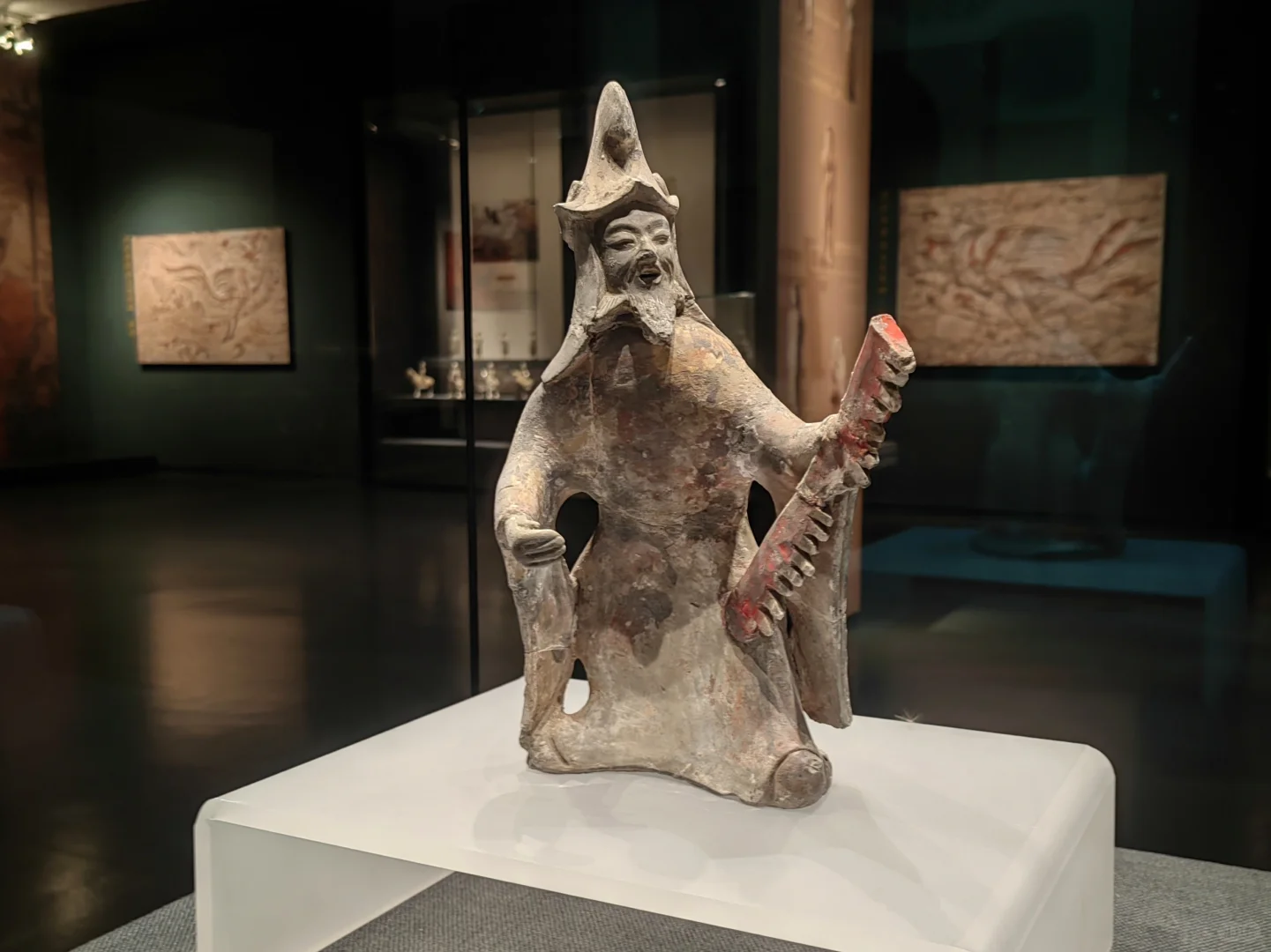 公交车到北朝考古博物馆响堂山景区