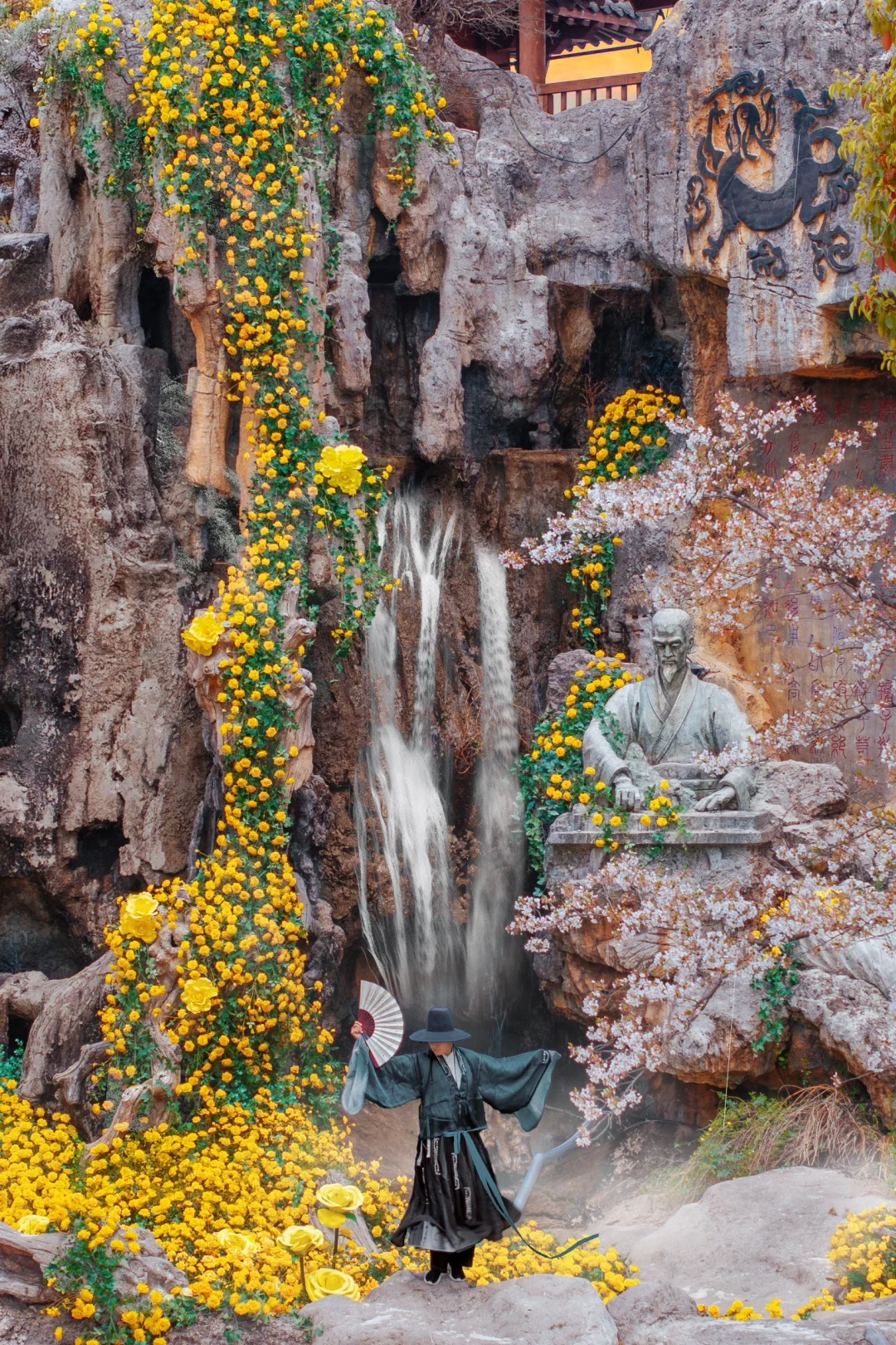 浪漫疯了❗️十万玫瑰峡谷‼️真的好震撼🥀