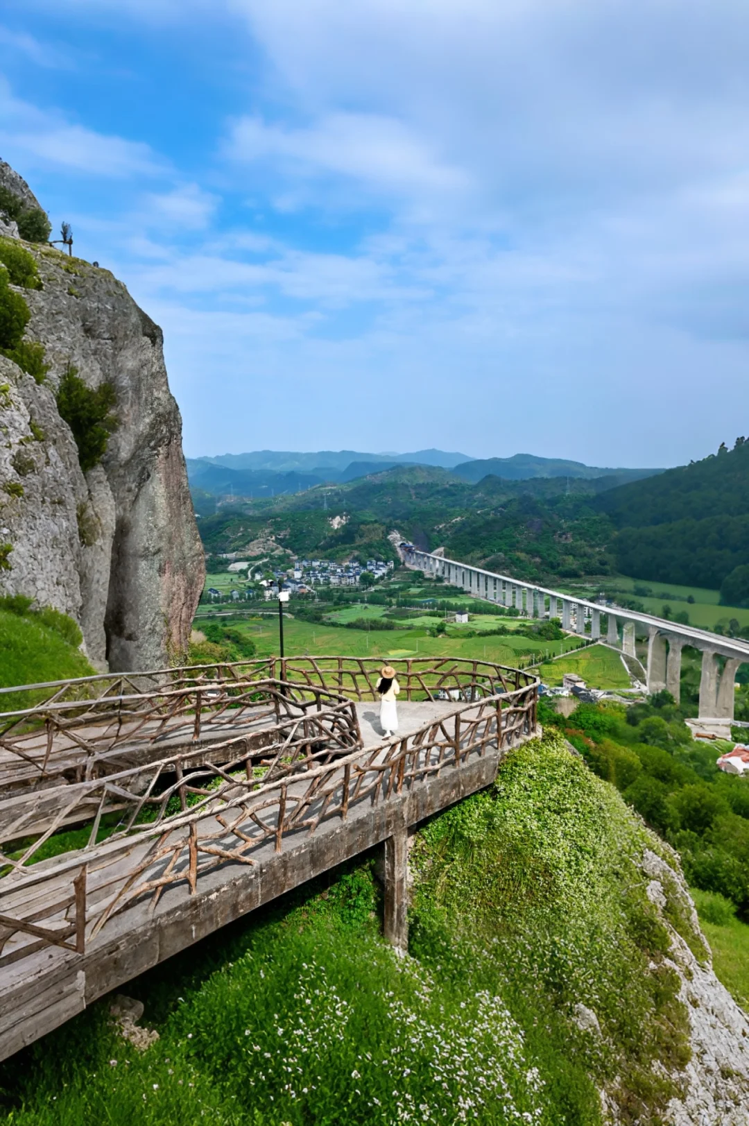 双童山懒人&暴走全攻略！玻璃桥+魔毯登顶‼️
