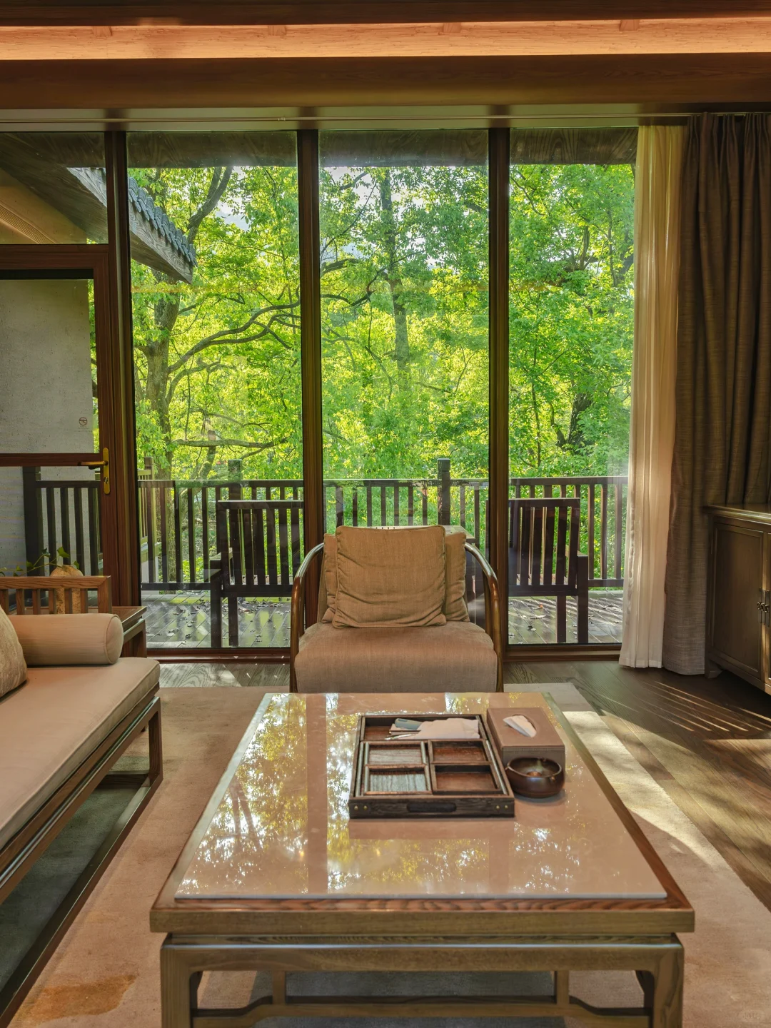 岳飞真的没骗我｜这里的湖上天路美爆了