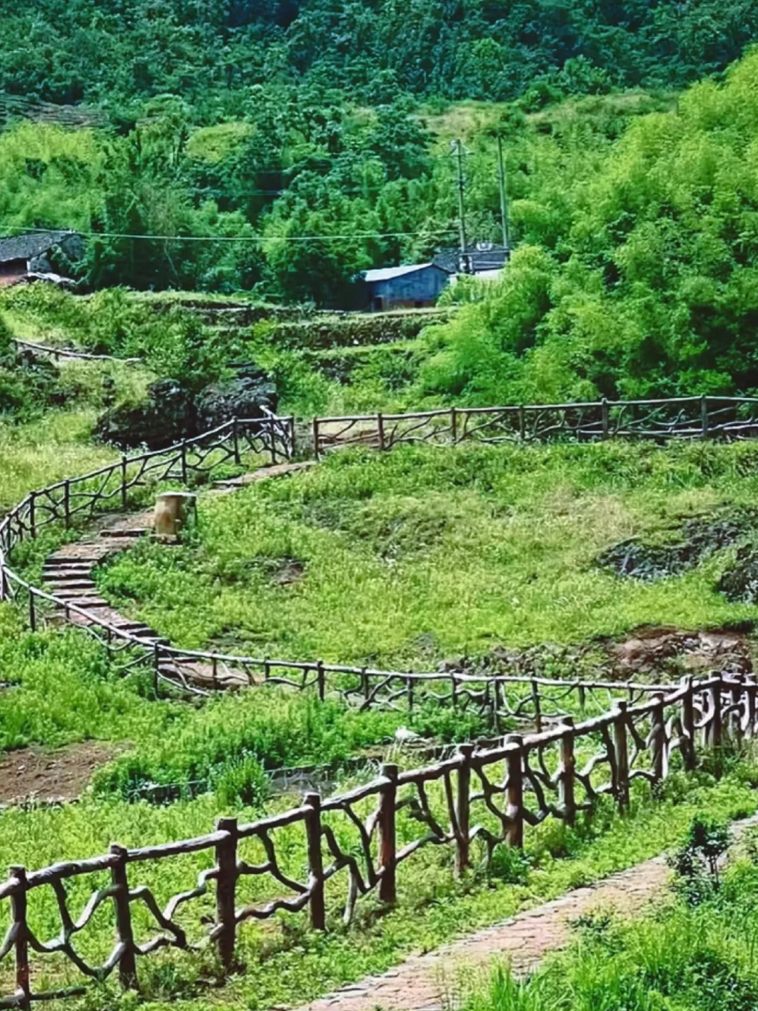 岩板十八渡，穿越千年的盐帮古道