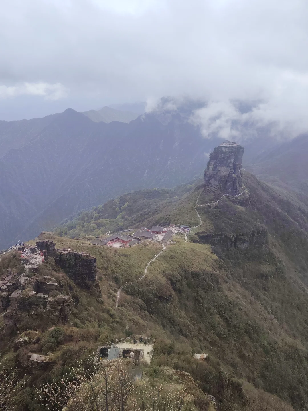 梵净山雨天攻略 遗憾与美景