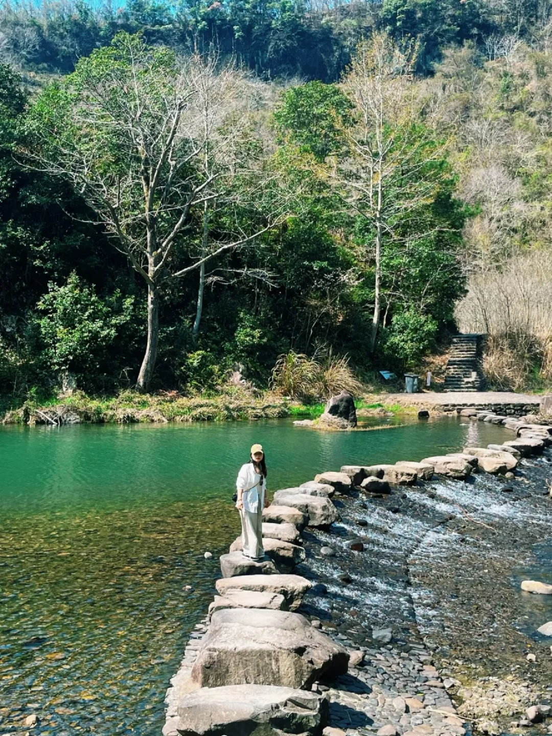 岩板十八渡，穿越千年的盐帮古道