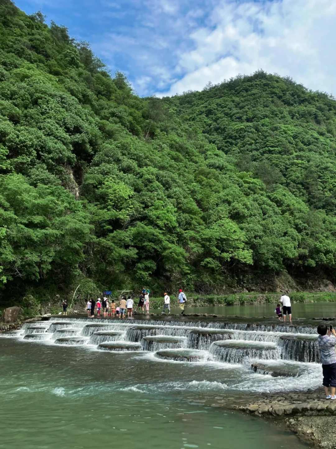 岩板十八渡，穿越千年的盐帮古道