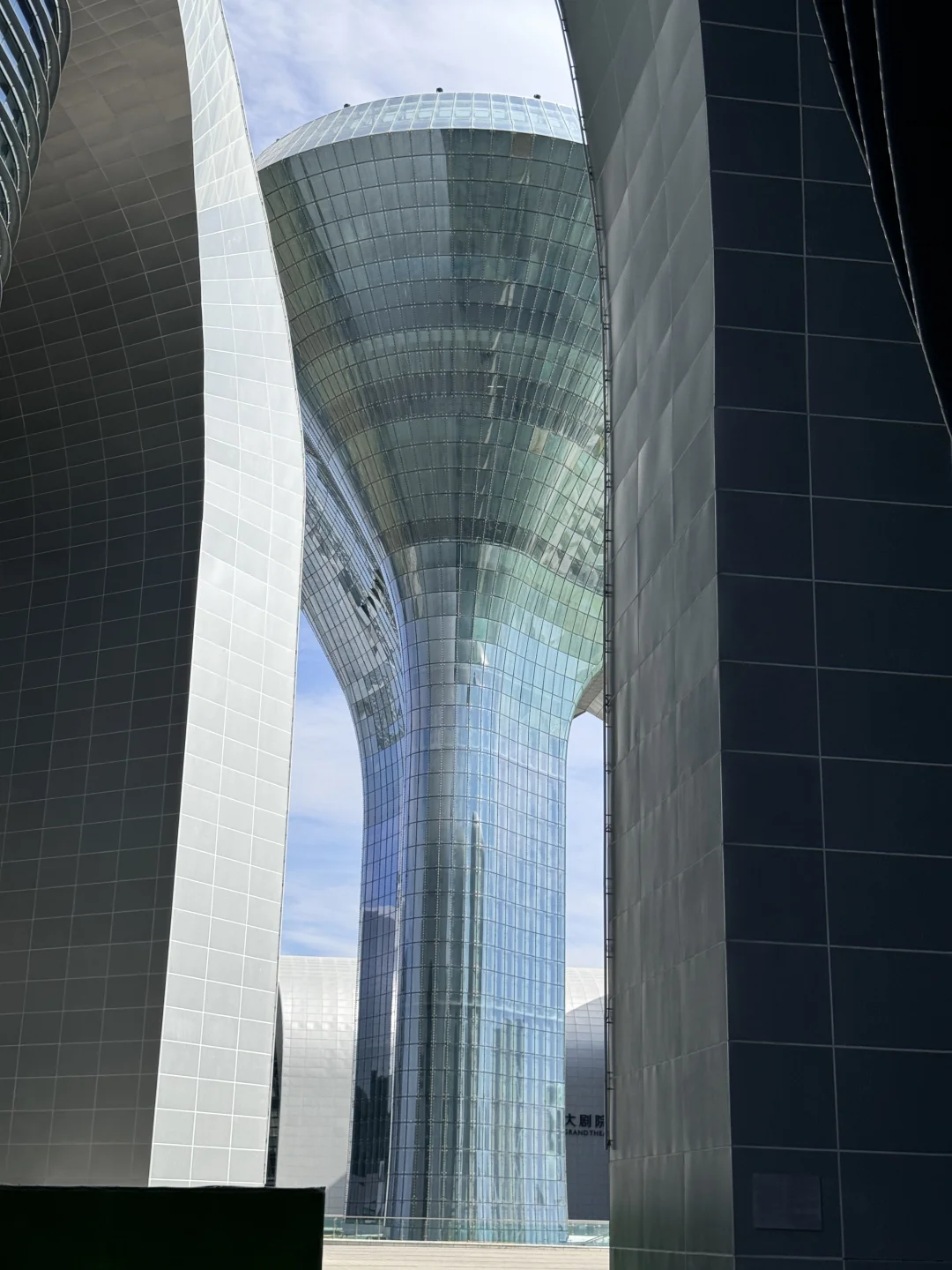 乌鲁木齐｜一日 City Walk 拍照打卡攻略