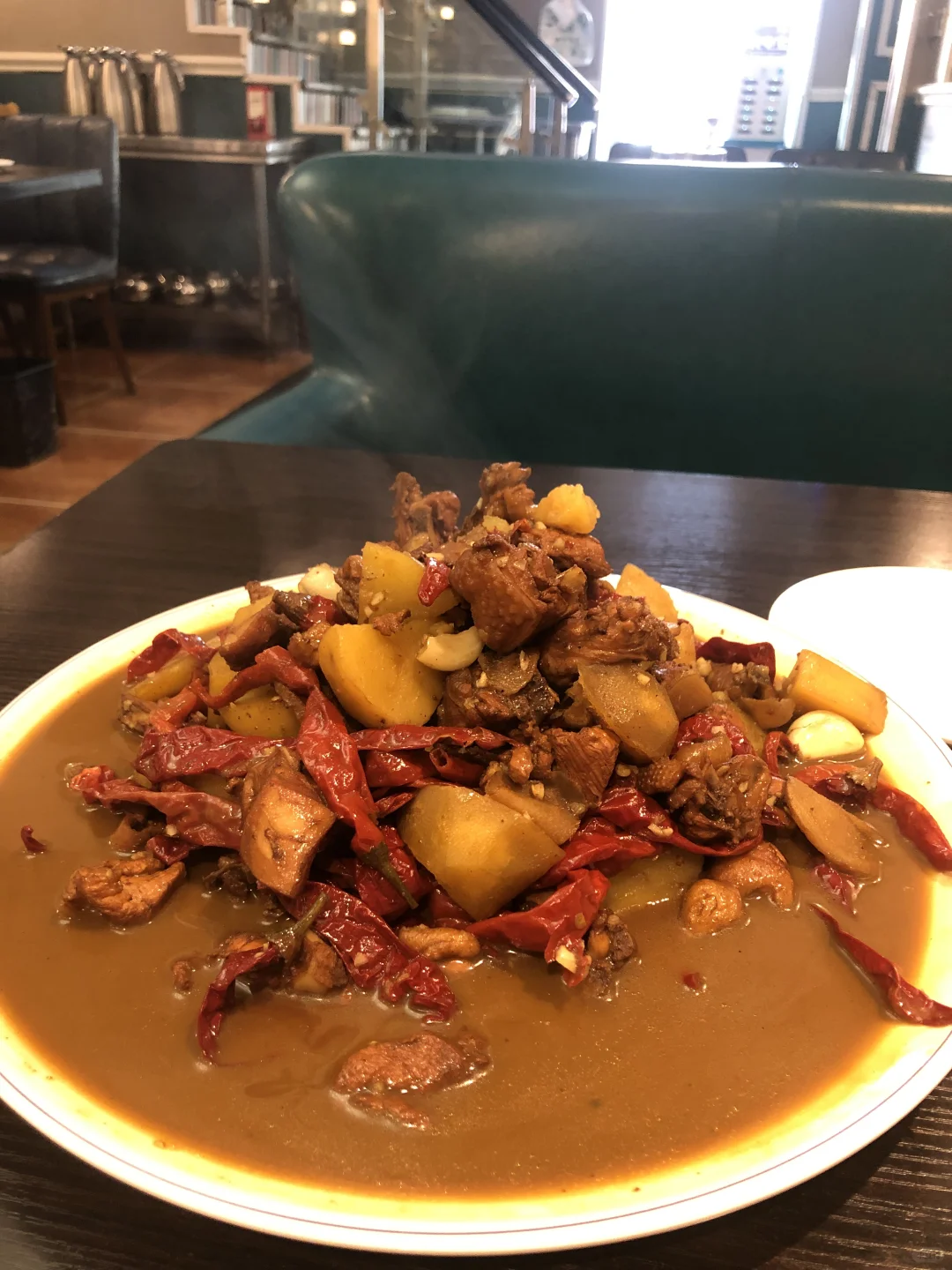 乌鲁木齐｜一日 City Walk 拍照打卡攻略