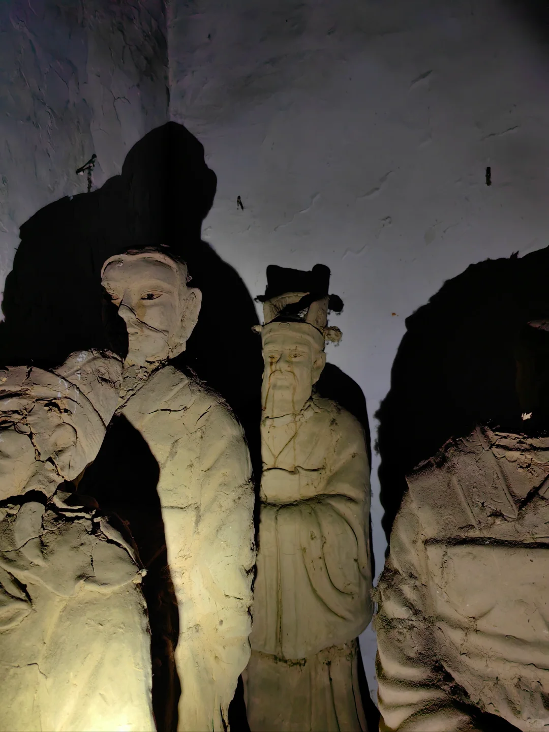 出租车司机说，当地人从不进去