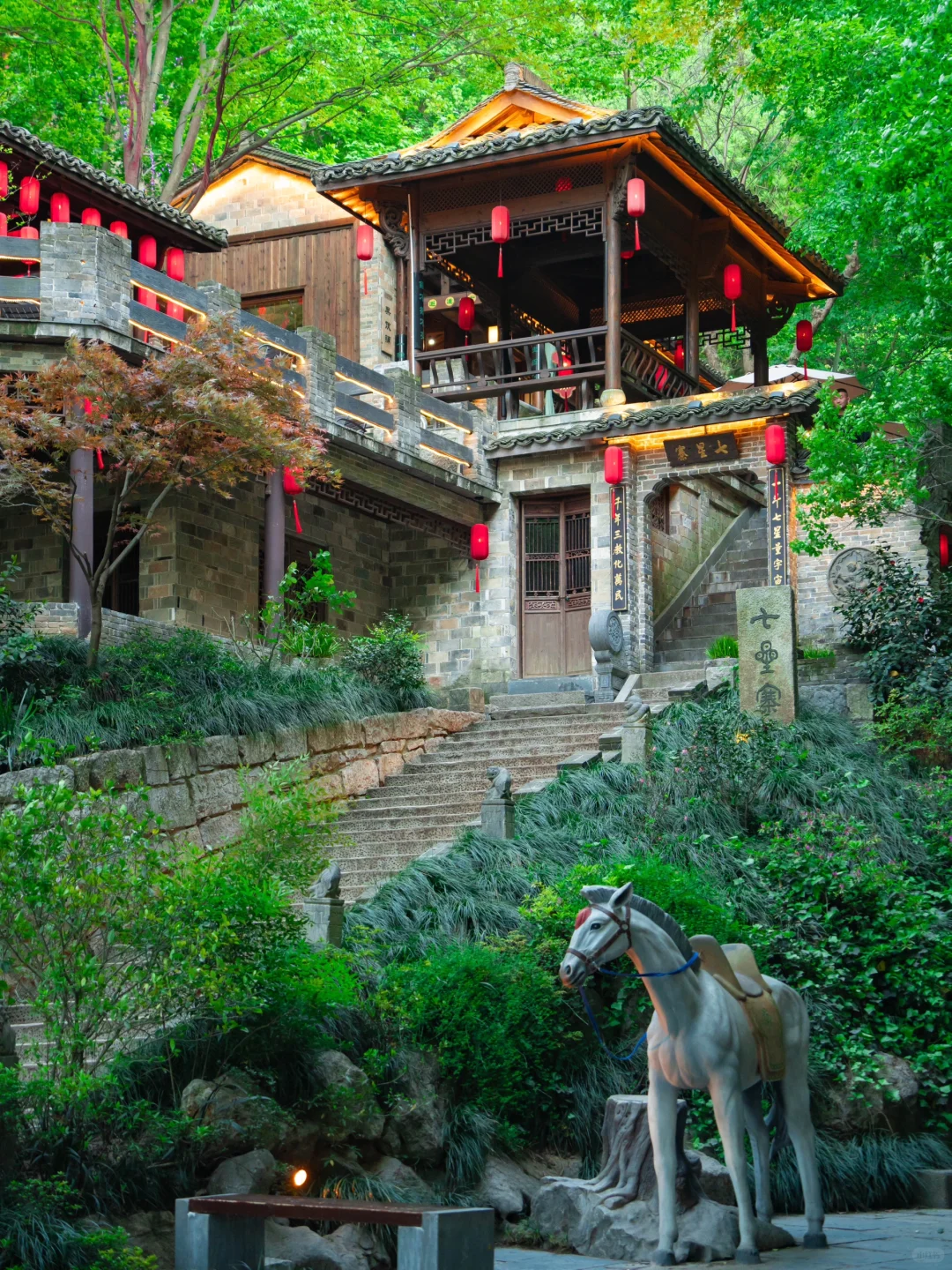 我要反向旅游丨以为宏村已经够美了，直到..