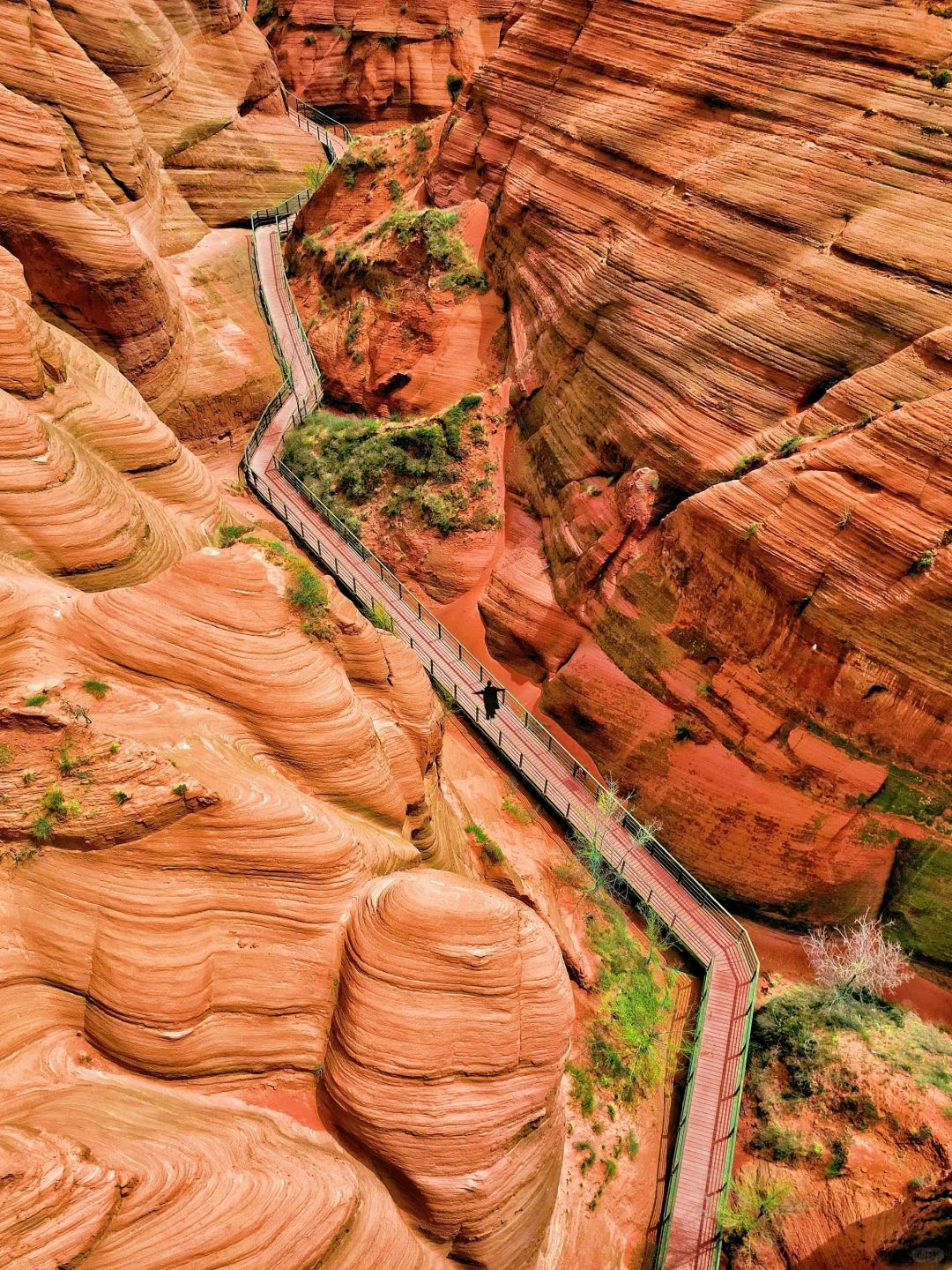 朋友圈问爆了！不在国外，陕西被低估的大峡谷