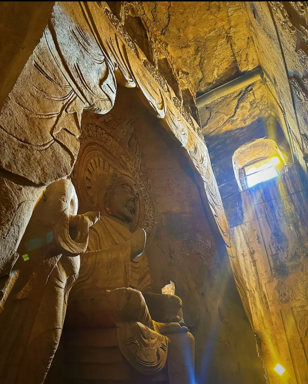 本以为云冈石窟够美，直到遇见响堂窟！！😍