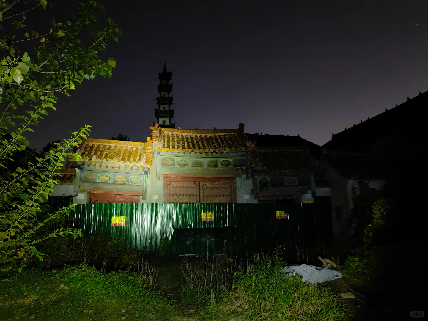 出租车司机说，当地人从不进去