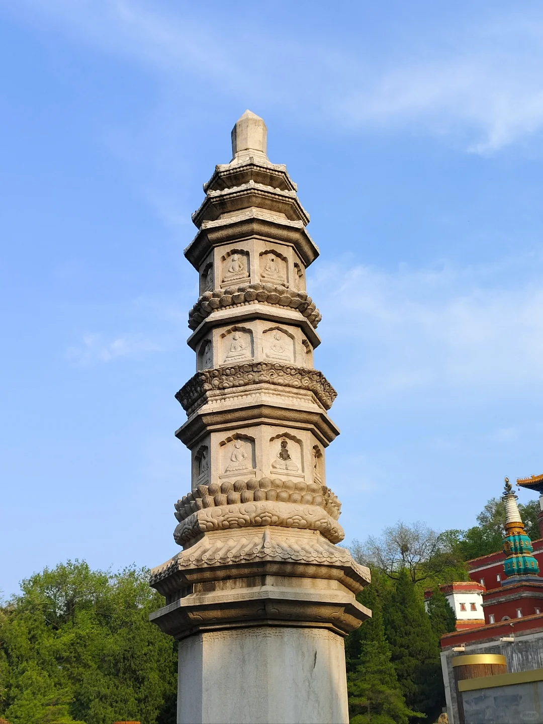 腿已走断 地铁坐穿 脸吹焦干 身份证掏烂