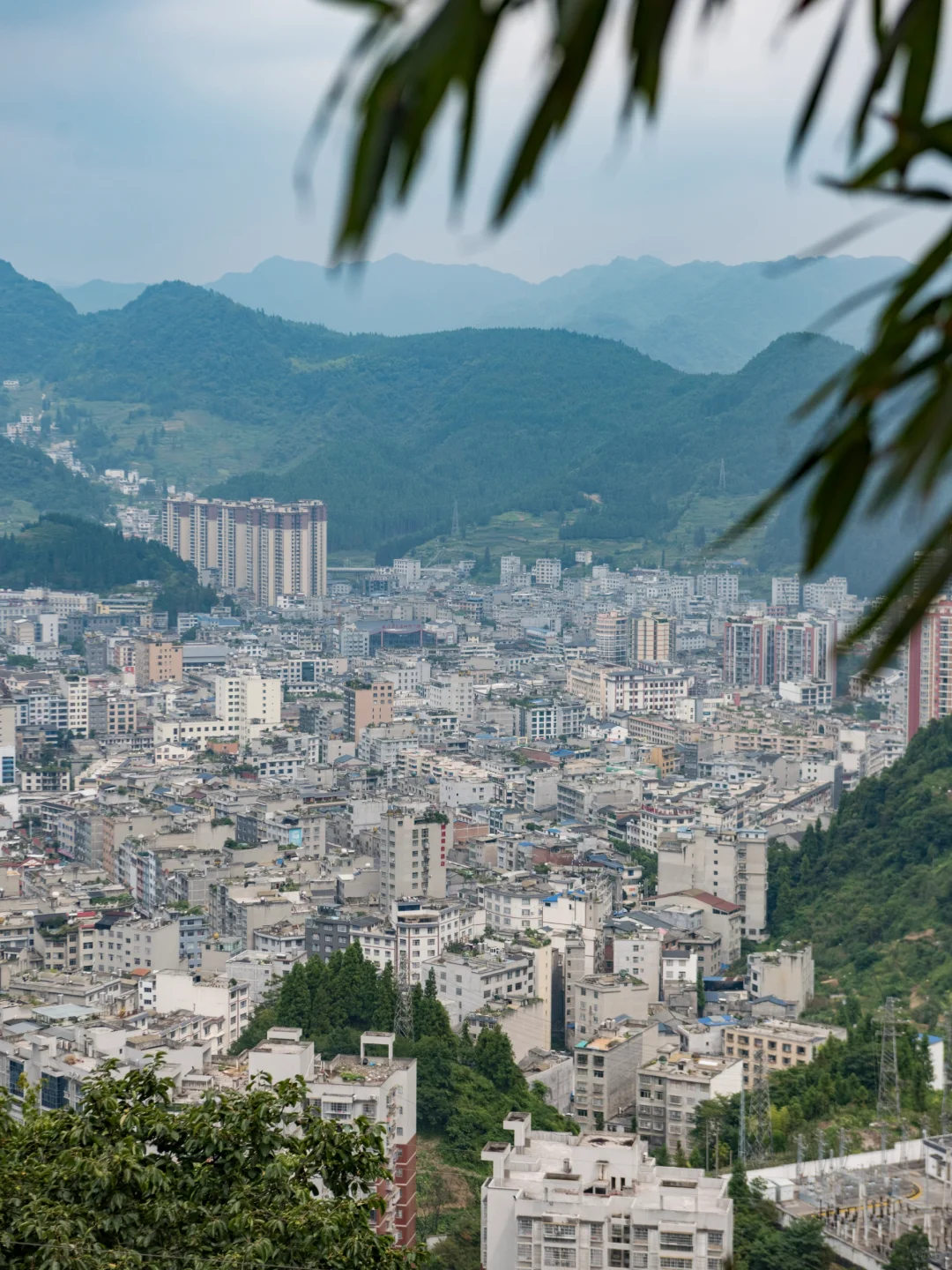 反向冷门旅游，成都高铁2小时的松弛小城