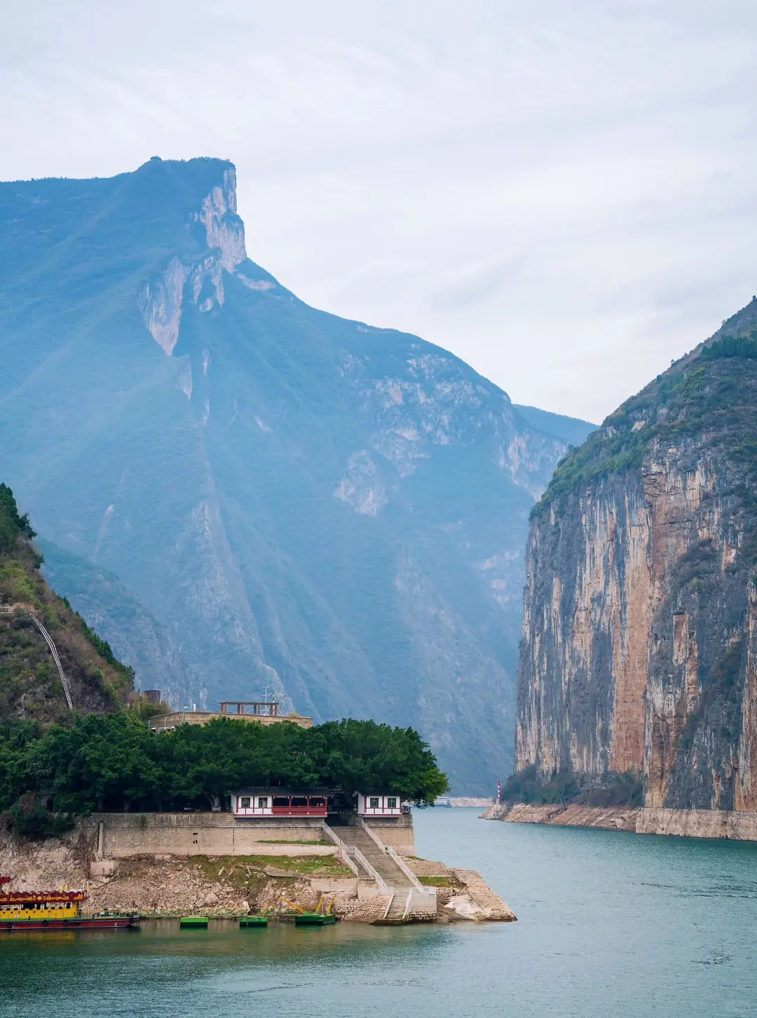 重庆任何地方景区都不如奉节三峡之巅