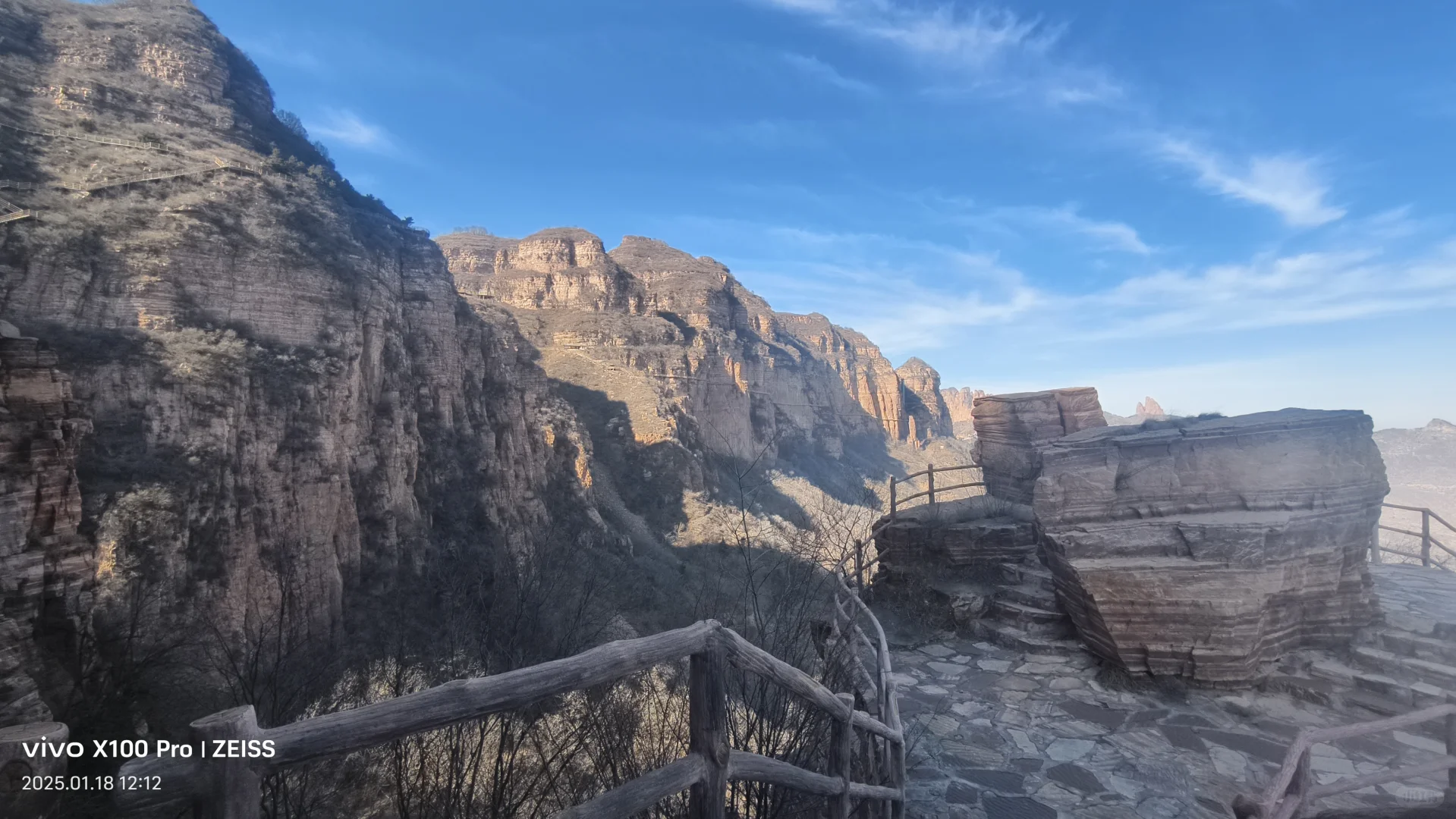 我很少用“震撼”形容一座山！