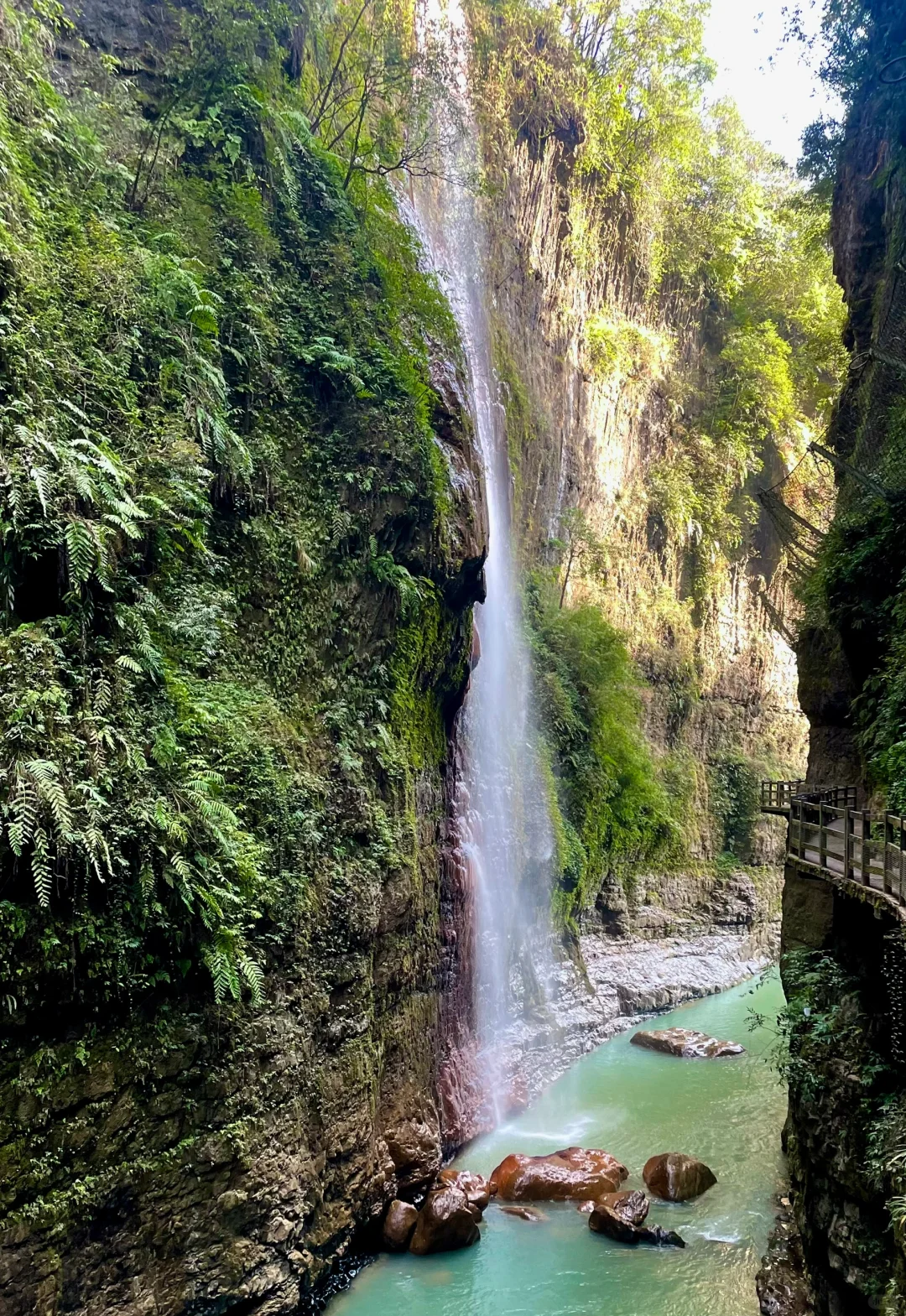 大学生特种兵一个人勇闯恩施旅游攻略
