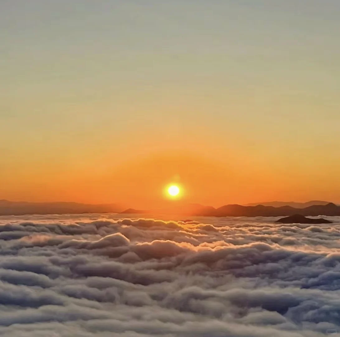 本溪五女山 云海翻腾 日出🌅东方