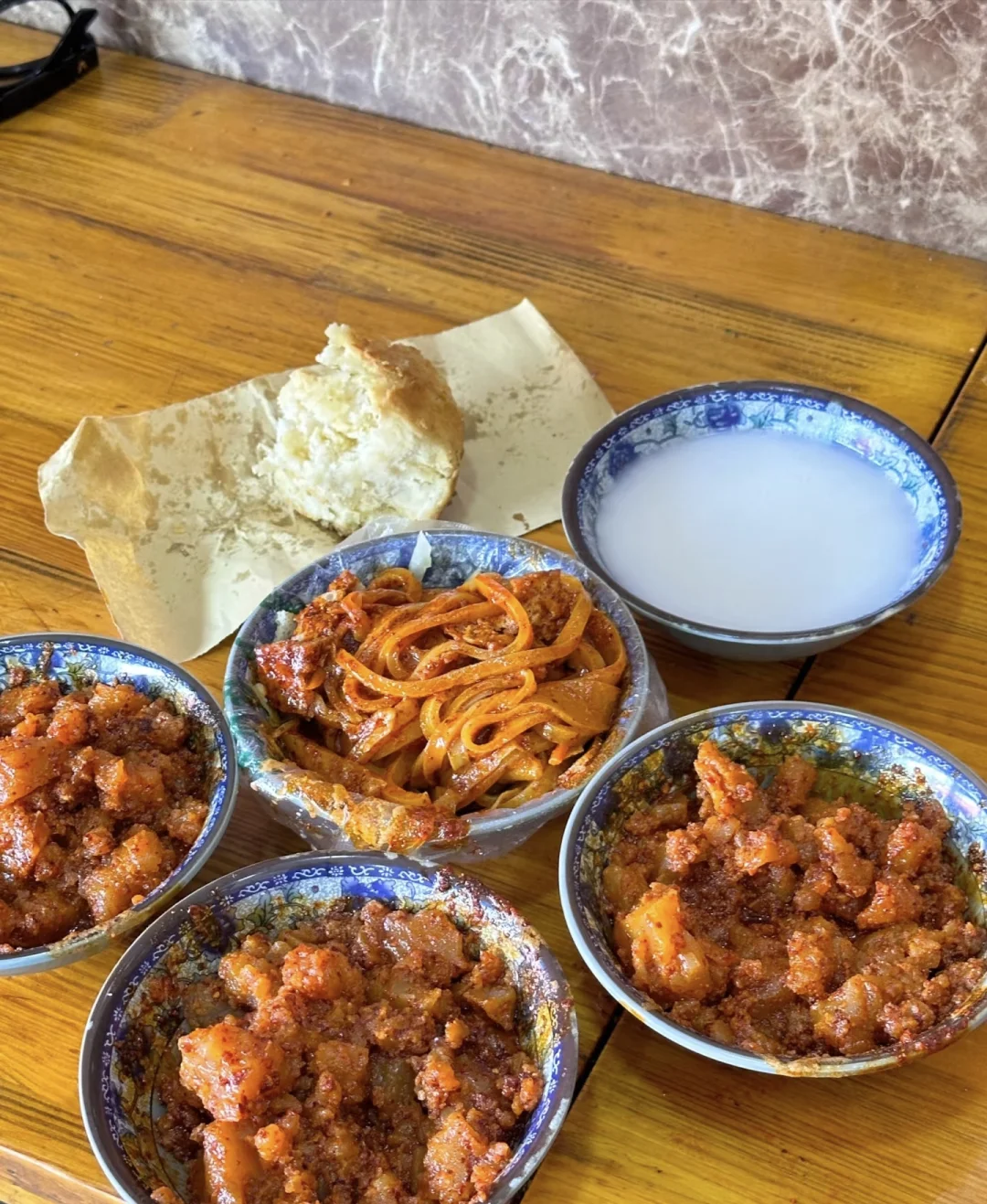 甘肃必玩景点及美食🌟