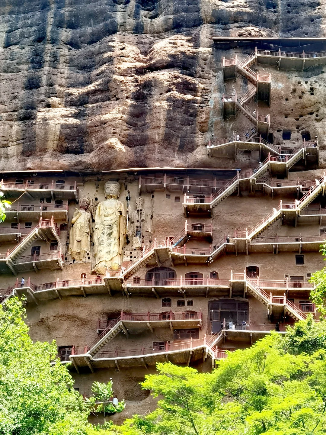 甘肃必玩景点及美食🌟