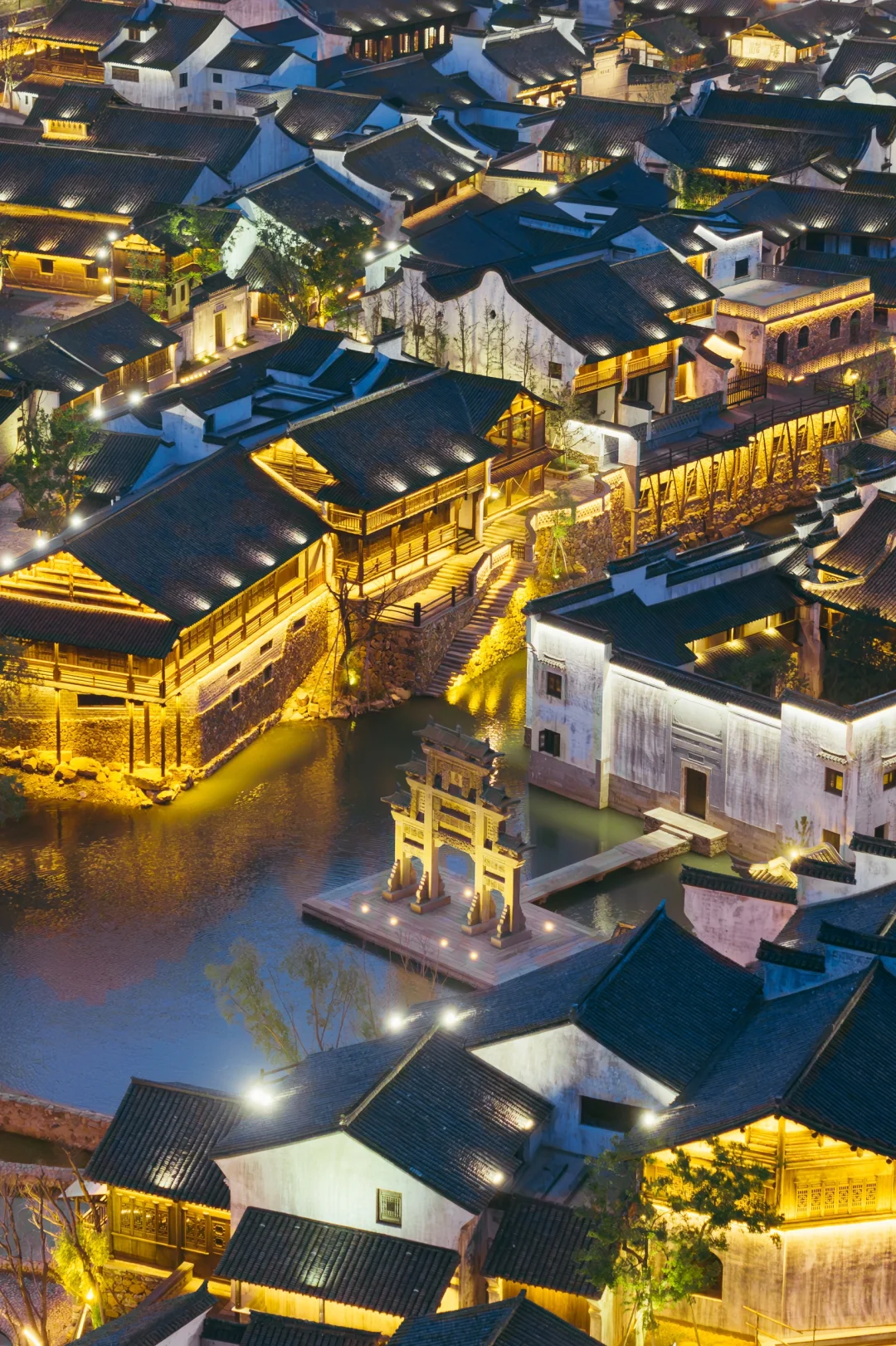 迄今为止，我最喜欢的宝藏小镇出现了❗