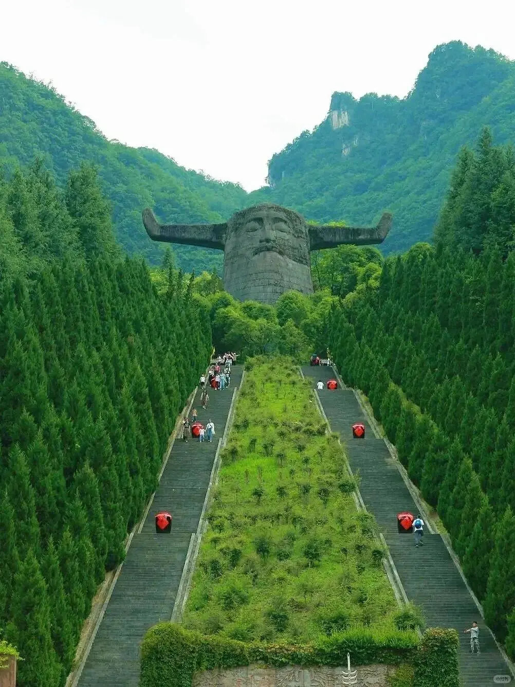 蓝天碧绿的九寨沟,太美了