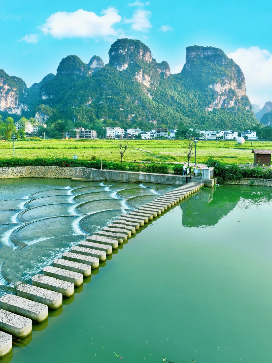 五一反向游🍃推荐一个冷门且震撼的小城！！！！