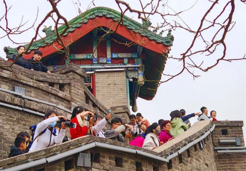 丛台公园：千年城中的历史镜像