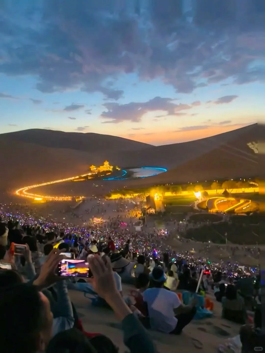 本以为敦煌已经够震撼了，直到去了黑独山….