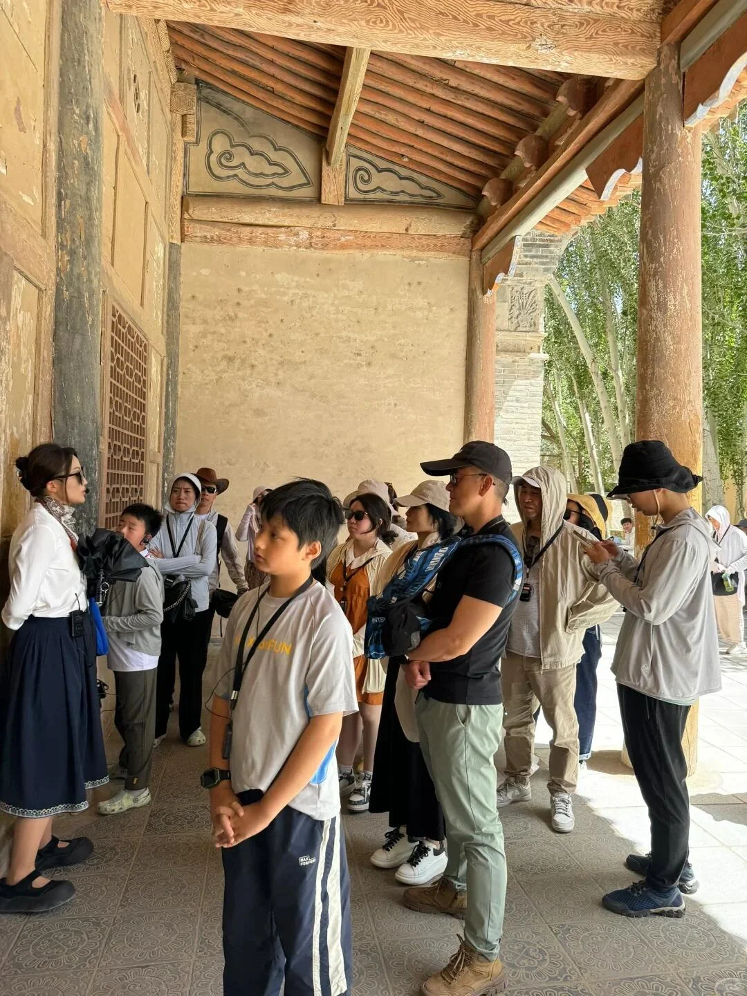 本以为敦煌已经够震撼了，直到去了黑独山….