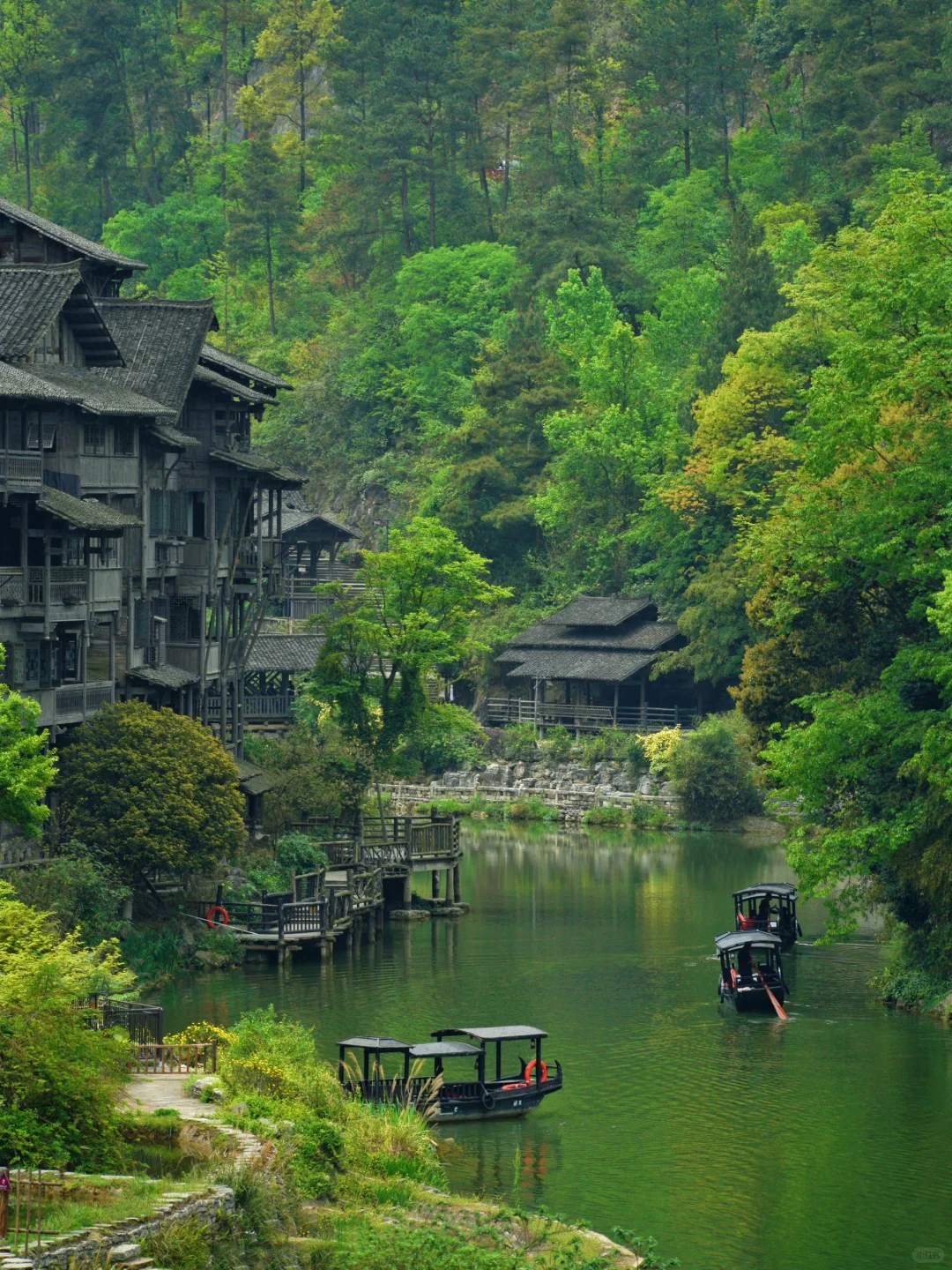 高铁直达！！贵州被严重低估的人间避世仙境😭