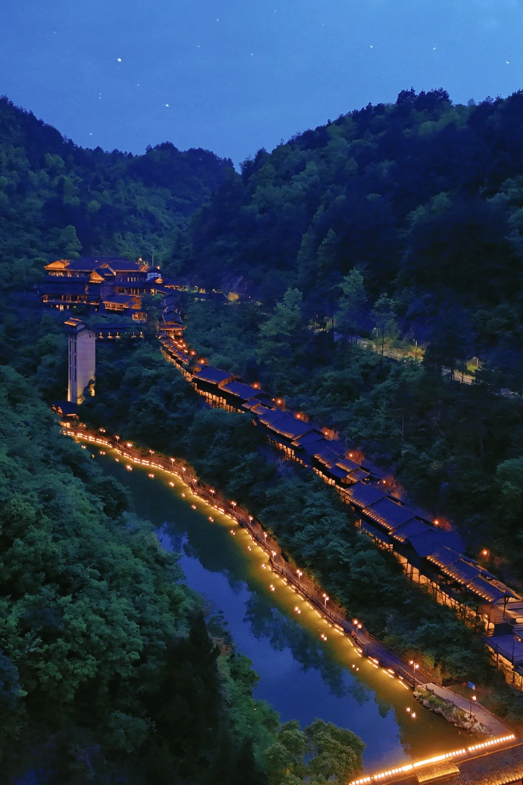 高铁直达！！贵州被严重低估的人间避世仙境😭