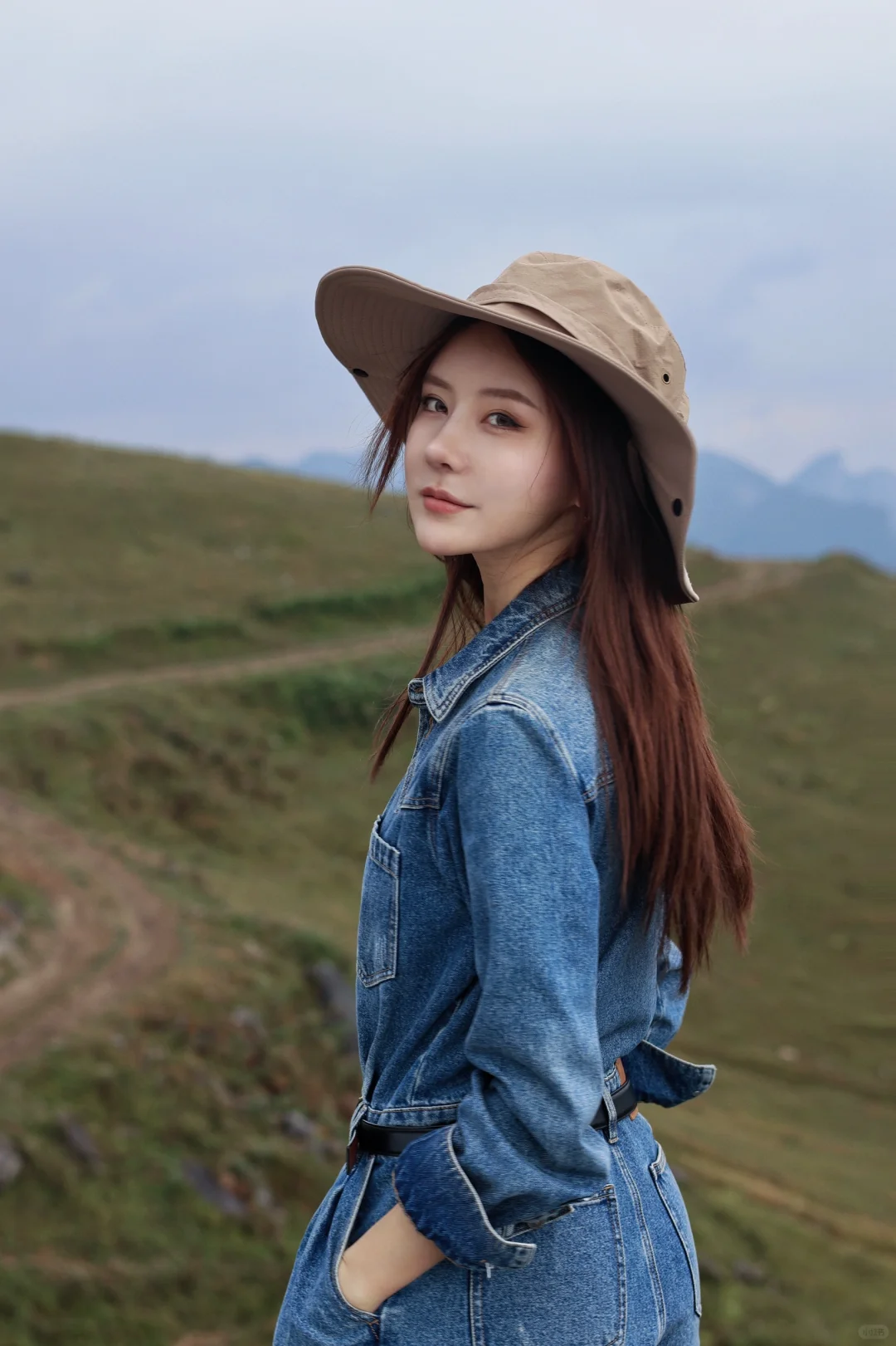 来一场悬崖边上的聚会