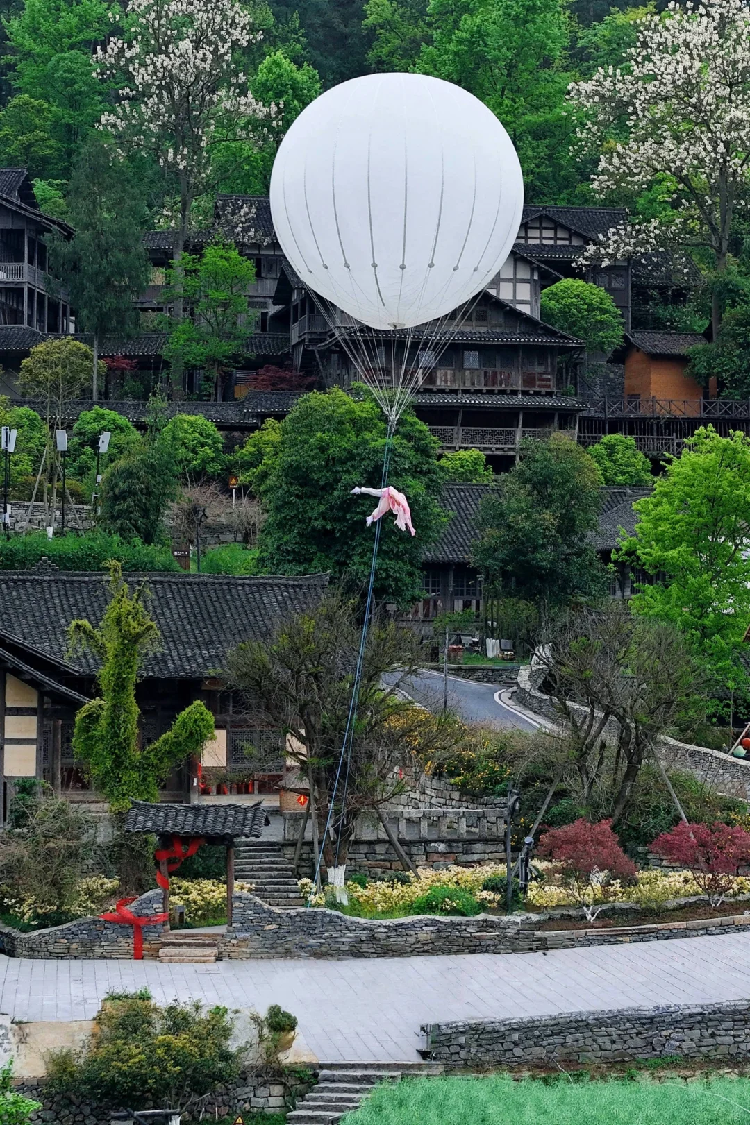 高铁直达！！贵州被严重低估的人间避世仙境😭