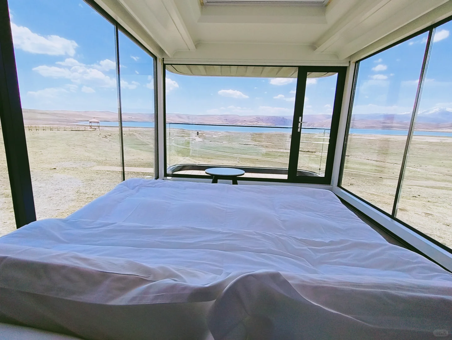 想和谁一起来这里！