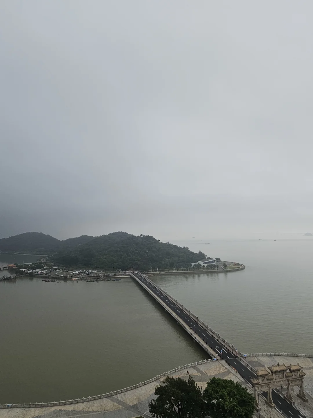 28日珠海景区早间阴天多云☁➕阵雨❌无日出