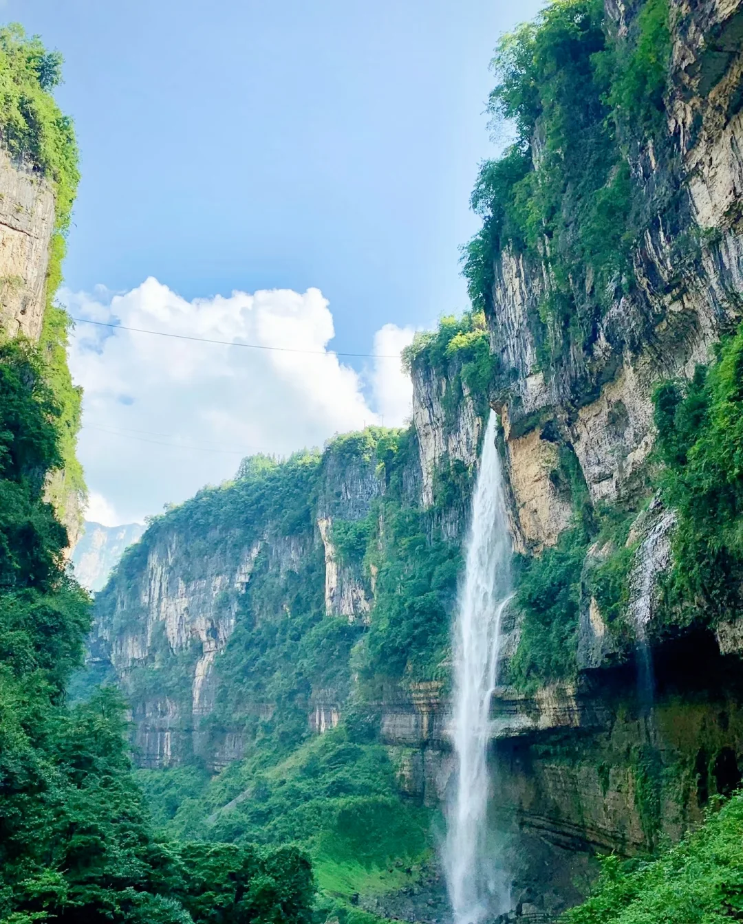 探秘“地球最美伤痕”——恩施大峡谷