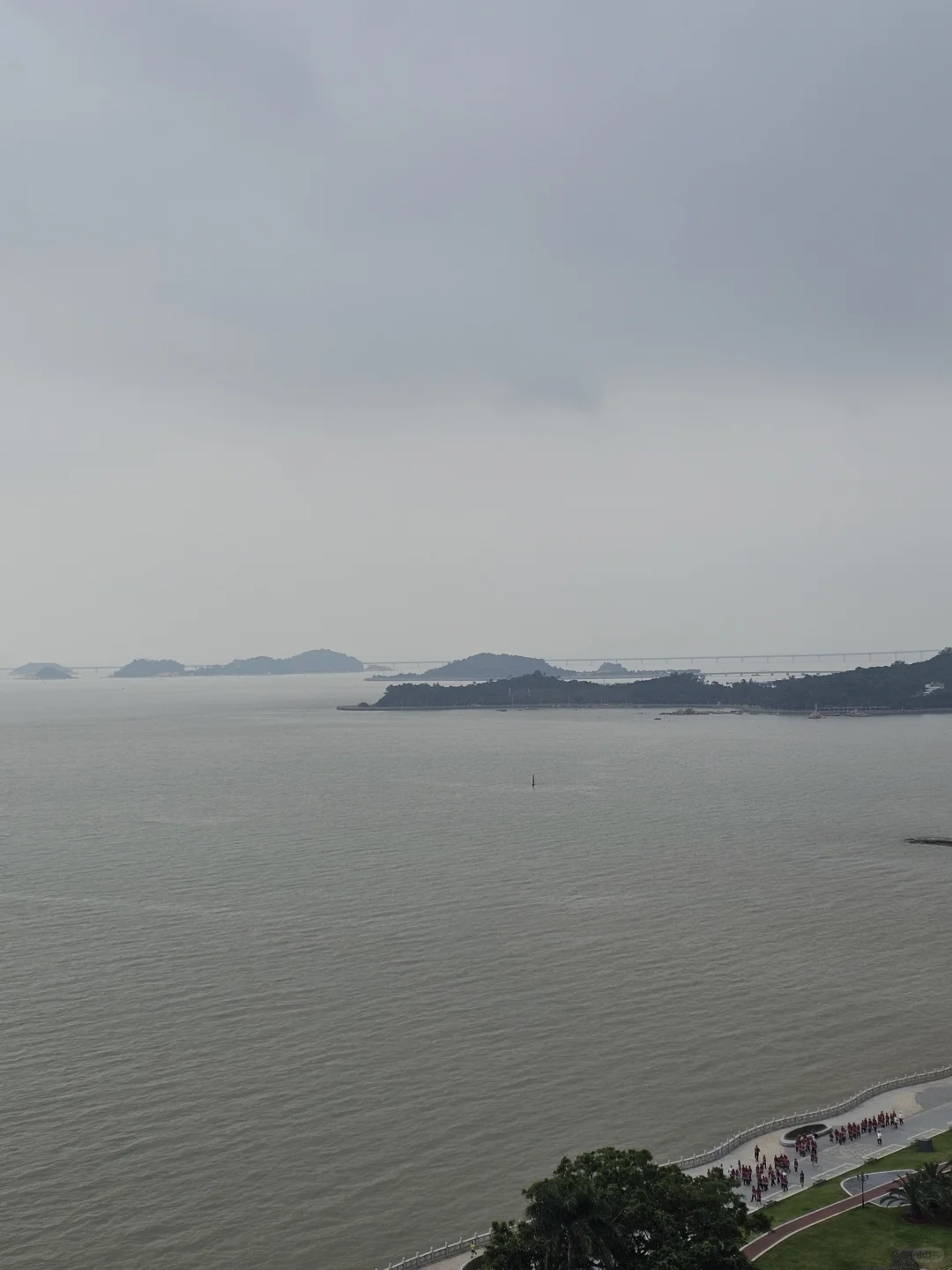 30日珠海景区早间晴间多云➕大阵风❌无日出