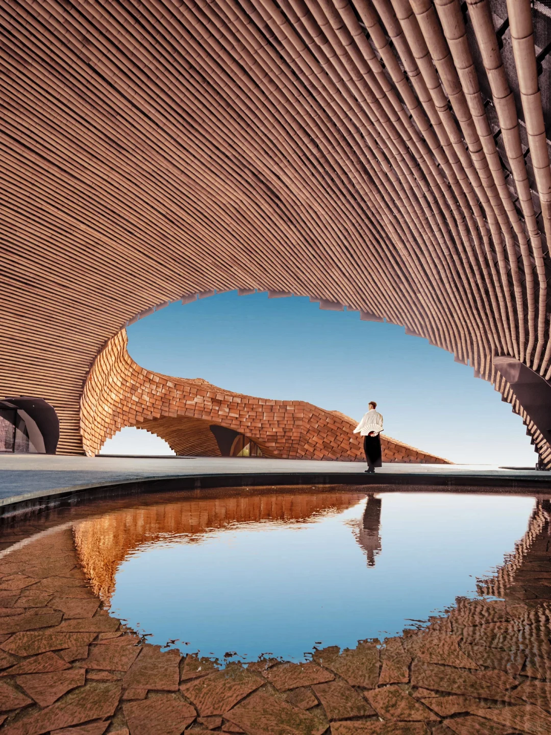 五一反向游，推荐一个人少又治愈的宝藏小城