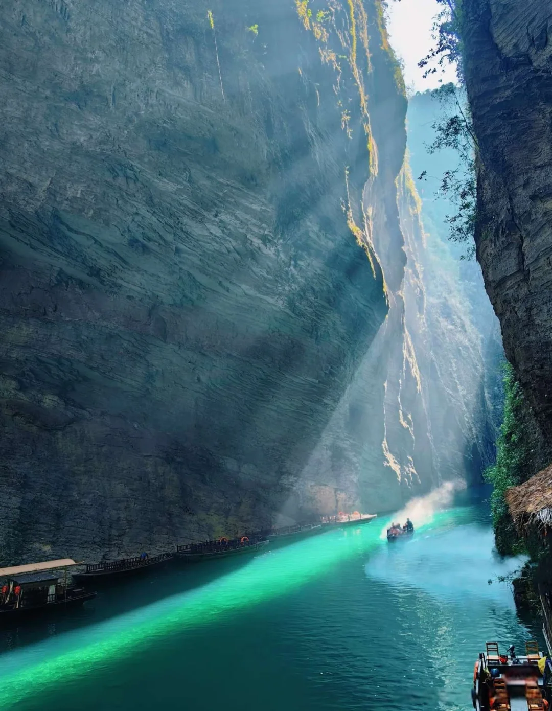 一条通往神秘之境的通道！屏山峡谷