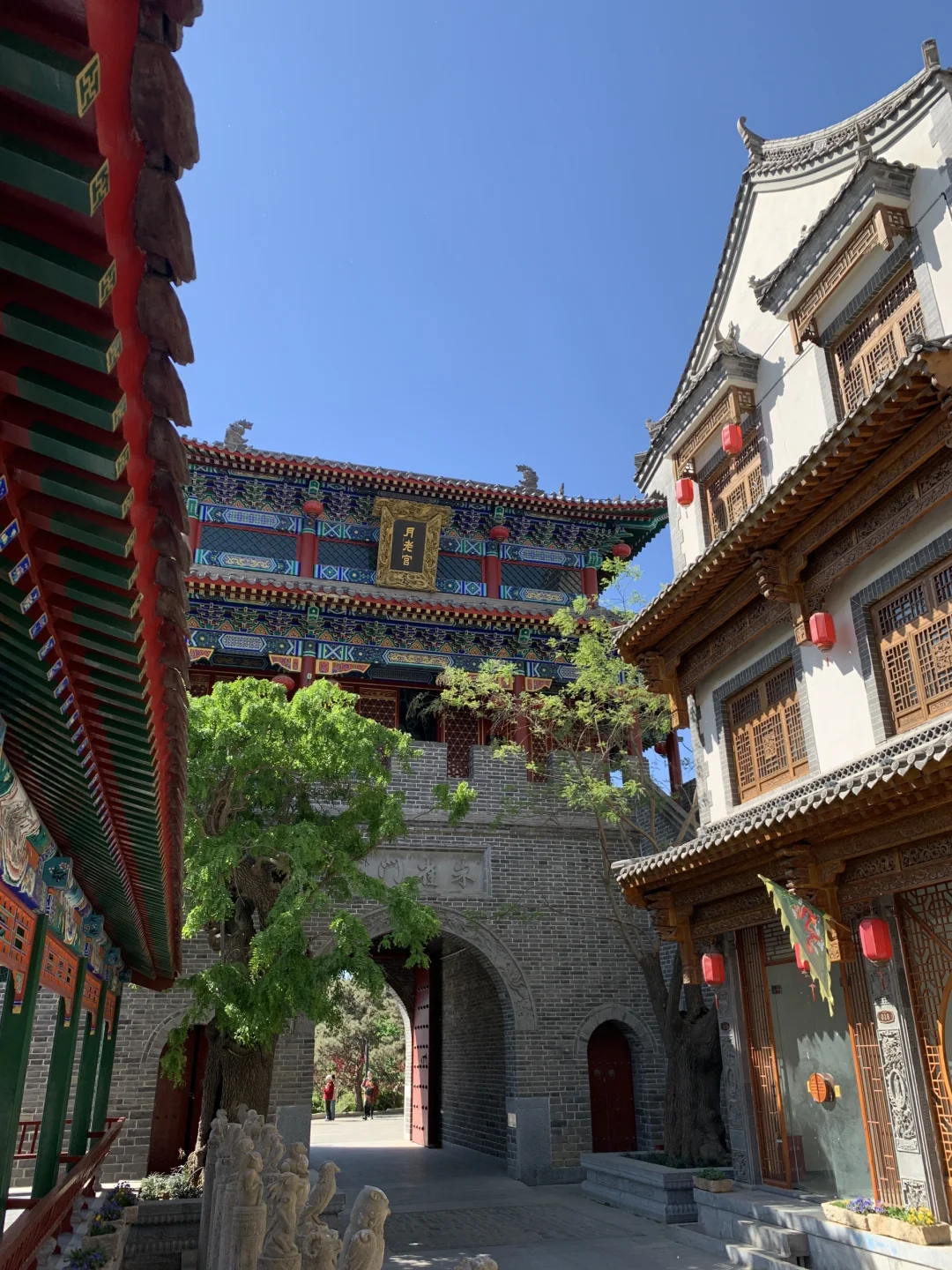 🏰 必打卡亮点，解锁魔幻地标