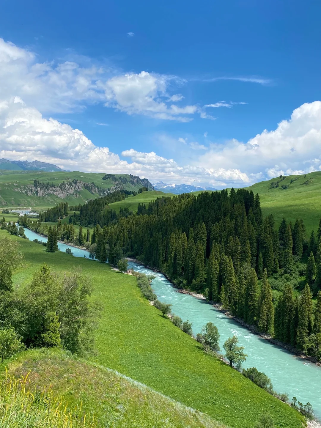 去新疆火焰山要穿裤子啊！！！！！