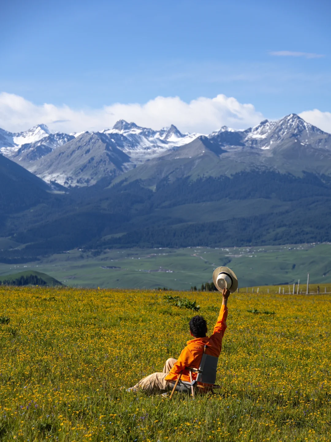 春天的新疆伊犁，每一帧都是童话世界❗️❗️❗️