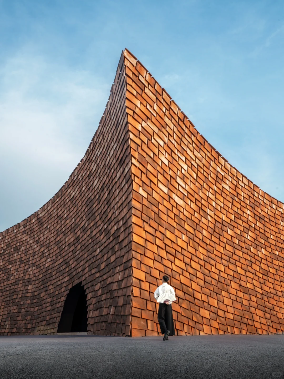 五一反向游，推荐一个人少又治愈的宝藏小城