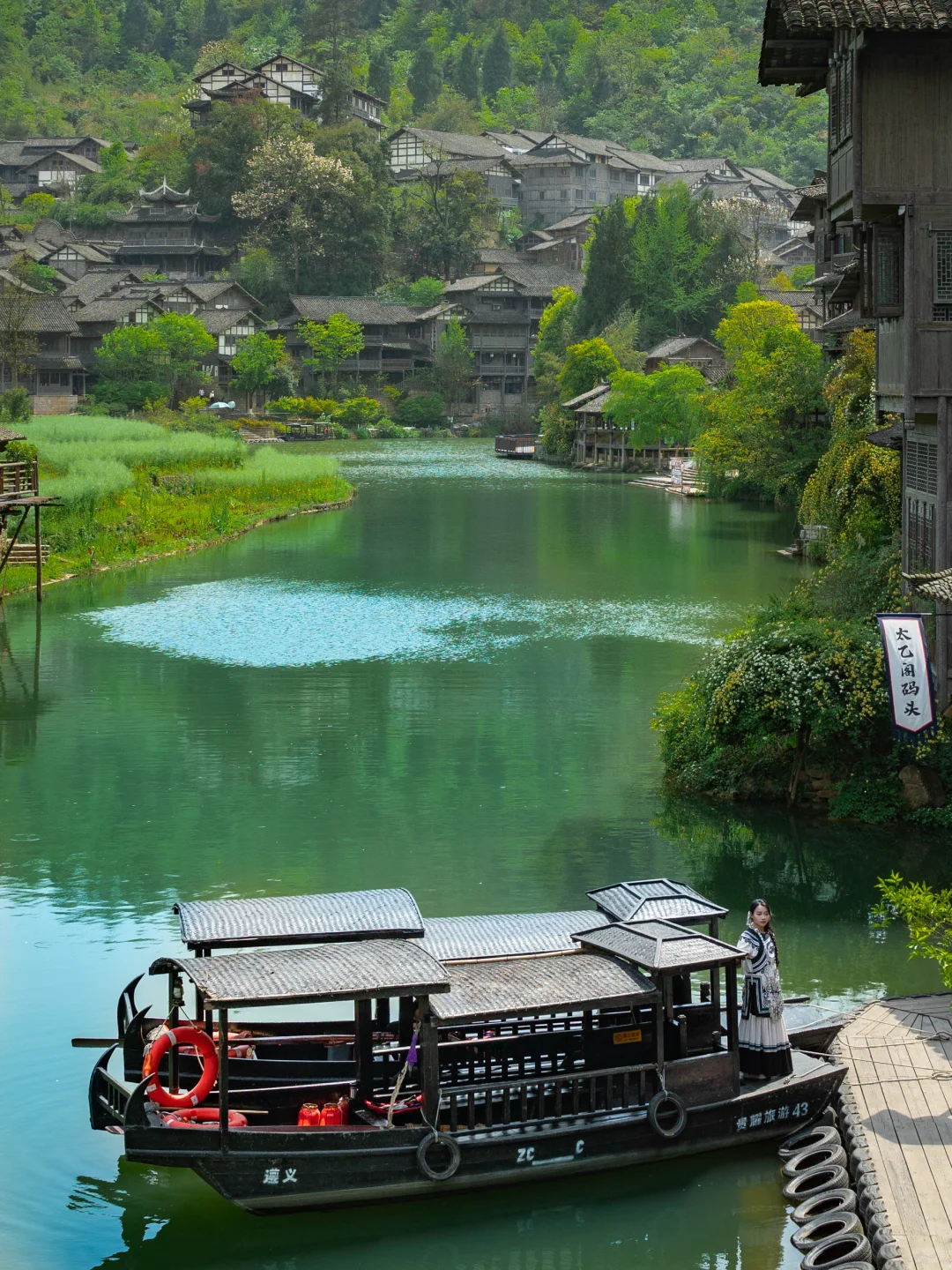 不愧是上榜《国家地理》的寨子，夜景真的绝了