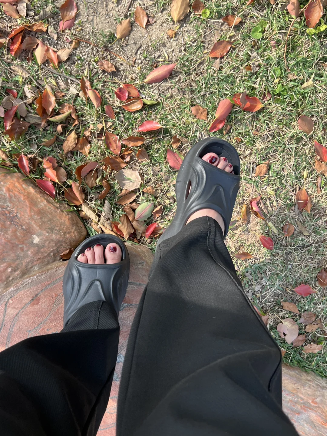 听我的!去重庆荣昌旅游就带这双拖鞋够了!!